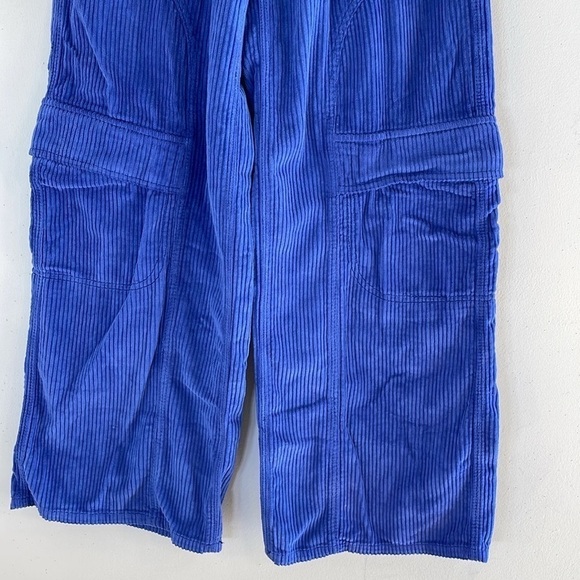 NWT. URBAN OUTERFITTERS 24 Carpenter Low-Rise Baggy Corduroy Pants. - Picture 9 of 15